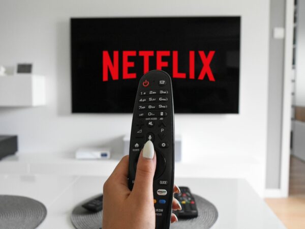 Do you share Netflix account in Spain?